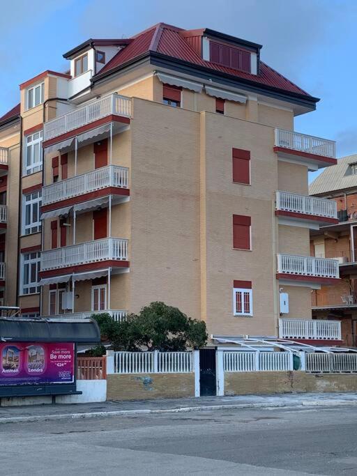 Rome'S Harbour All Year Lido di Ostia Exterior photo